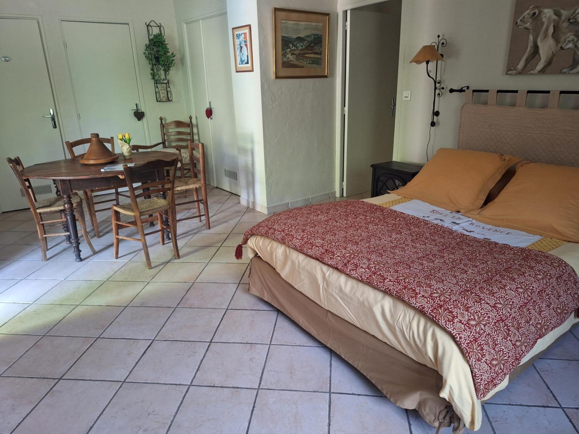 La Cartagene - Chambre Double Calvisson Exterior photo